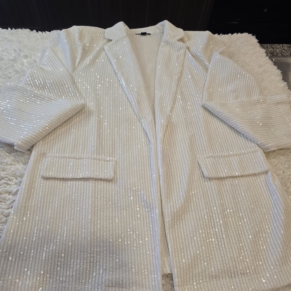 Elegant White Sequin Women's Pantsuit - Picture 2 of 6